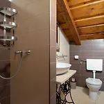 Villa Lux Casa Histria 2 *