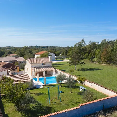 Lux Casa Histria 2 Pazin