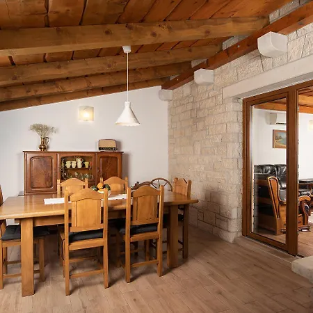 Villa Lux Casa Histria 2 Pazin