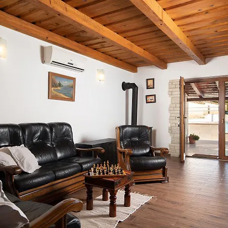 Lux Casa Histria 2 ヴィラ *