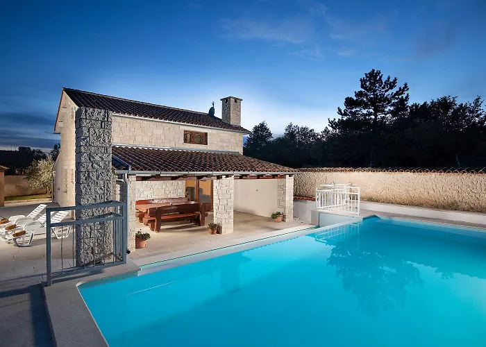 Lux Casa Histria 2 *