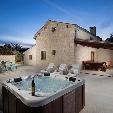 Lux Casa Histria 2 Villa Pazin